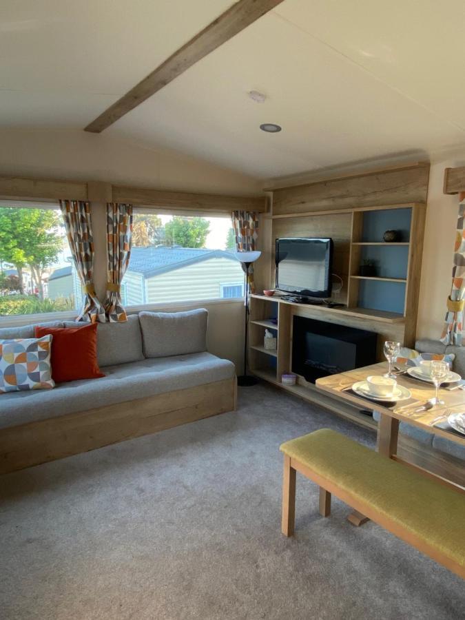 Juani Apartamento Poole Exterior foto